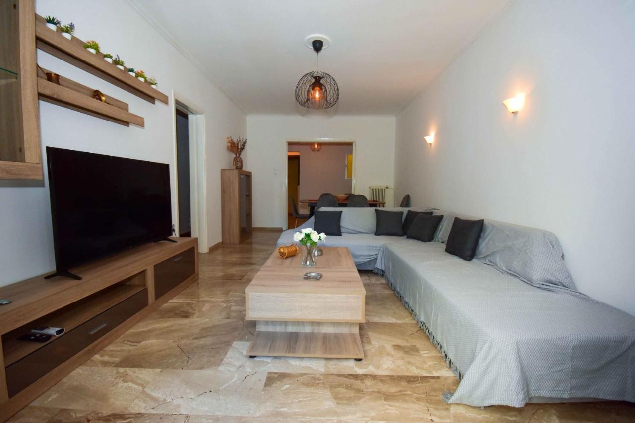 Filoxenia Apartment เอเธนส์ ภายนอก รูปภาพ