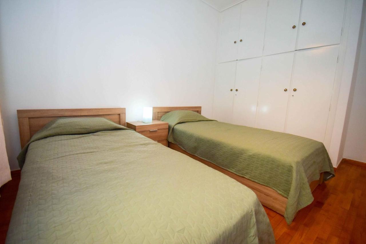 Filoxenia Apartment เอเธนส์ ภายนอก รูปภาพ